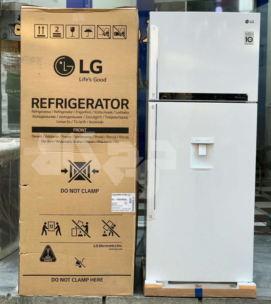 یخچال فریزر ال جی 682 سفید 24 فوت - LG GL-F682HQHL