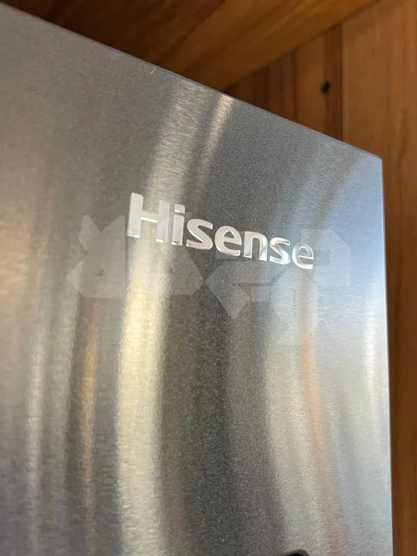 یخچال آیپد دار هایسنس RQ759 مشکی 32 فوت 2023 - Hisense RQ759N4IBU1