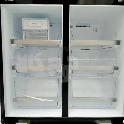 عکس طبیعی داخل یخچال ال جی مدل a24