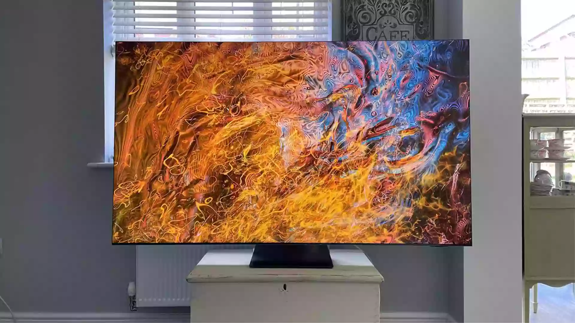 تلویزیون سامسونگ مدل 65QN900D 2 حاشیه های فوق العاده باریک تلویزیون سامسونگ مدل 65QN900D