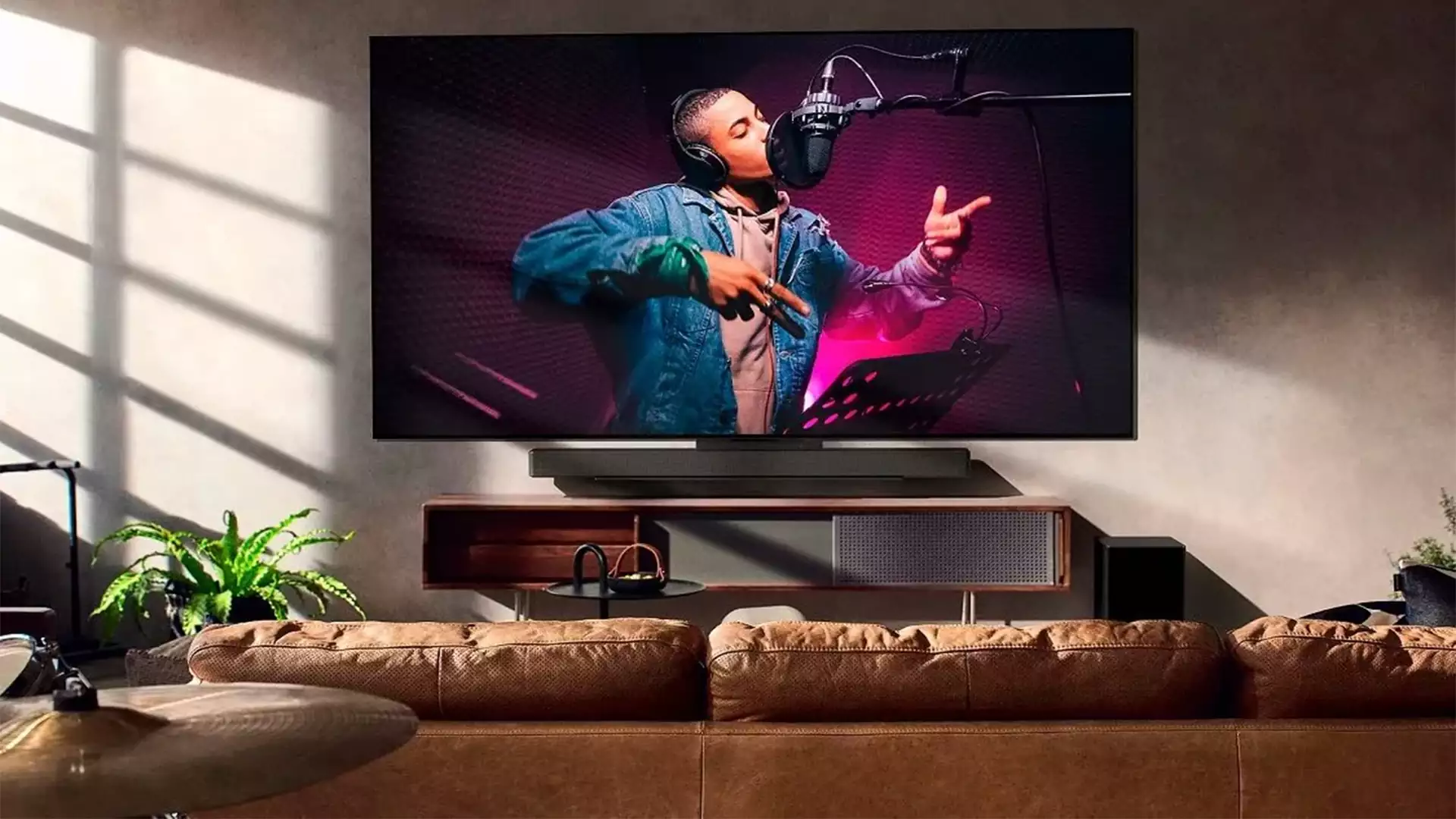 تلویزیون سونی مدل 65S20M2 4 قدرت صدای تلویزیون سونی مدل 65S20M2