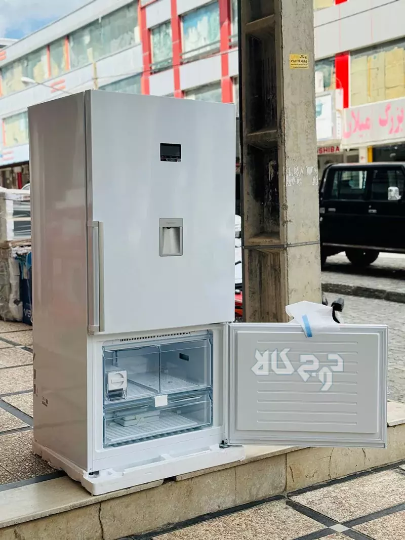 یخچال فریزر سفید بوش